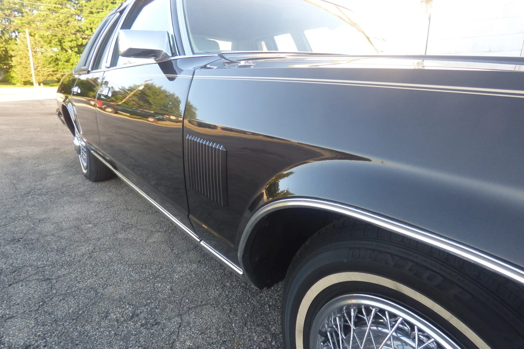 1980 Chrysler New Yorker - Image 27 of 31