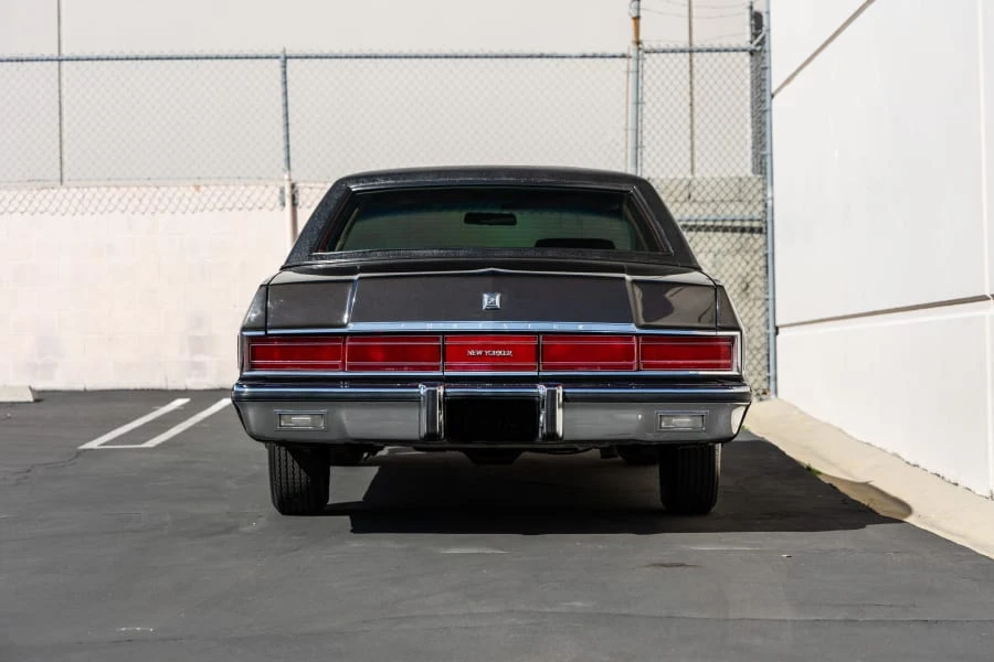 1980 Chrysler New Yorker - Image 5 of 31