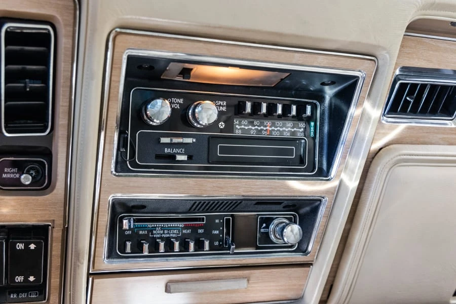1980 Chrysler New Yorker - Image 22 of 31