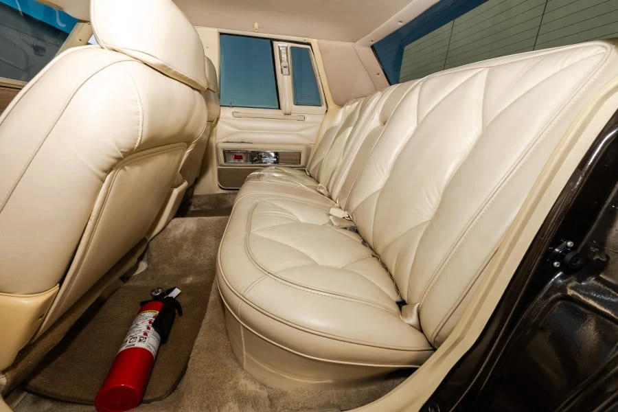1980 Chrysler New Yorker - Image 27 of 31