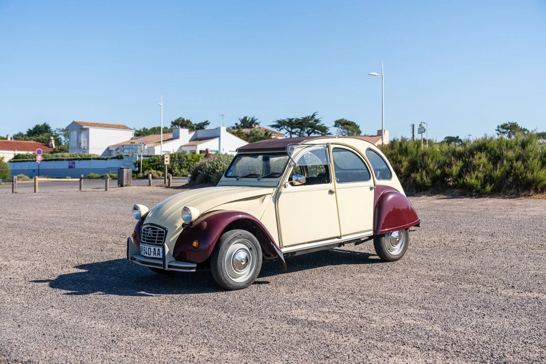 2026 Citroen 2CV - Image 3 of 30