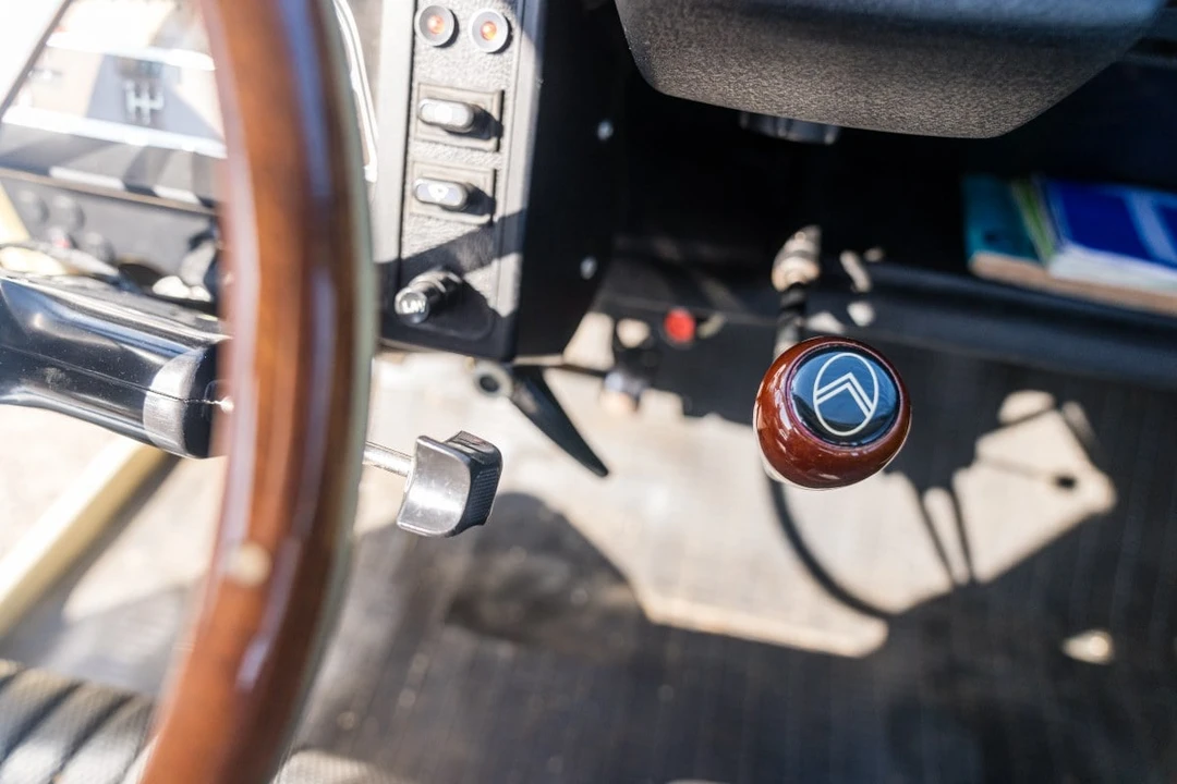 2026 Citroen 2CV - Image 20 of 30