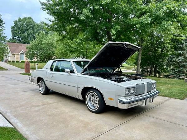 1980 Oldsmobile Cutlass Supreme - Image 16 of 21