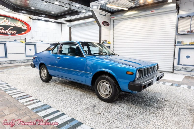 1980 Nissan Sentra - Image 16 of 20