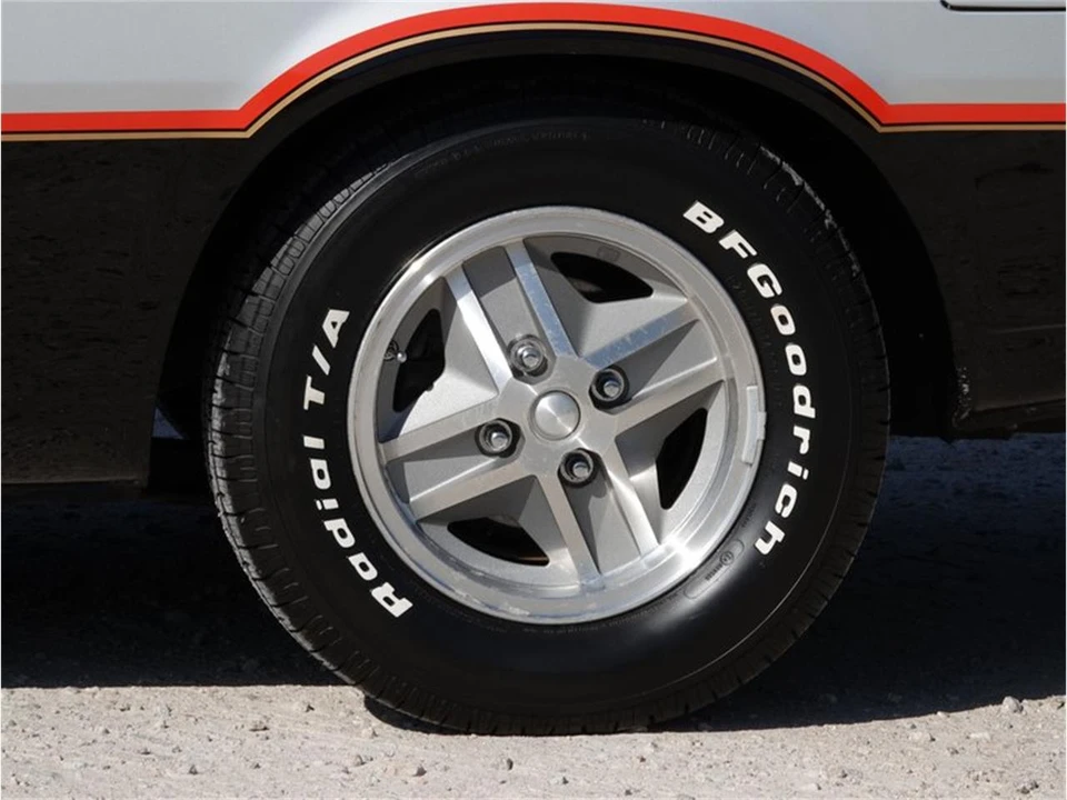 1980 Dodge Challenger 2nd Gen - Image 15 of 31