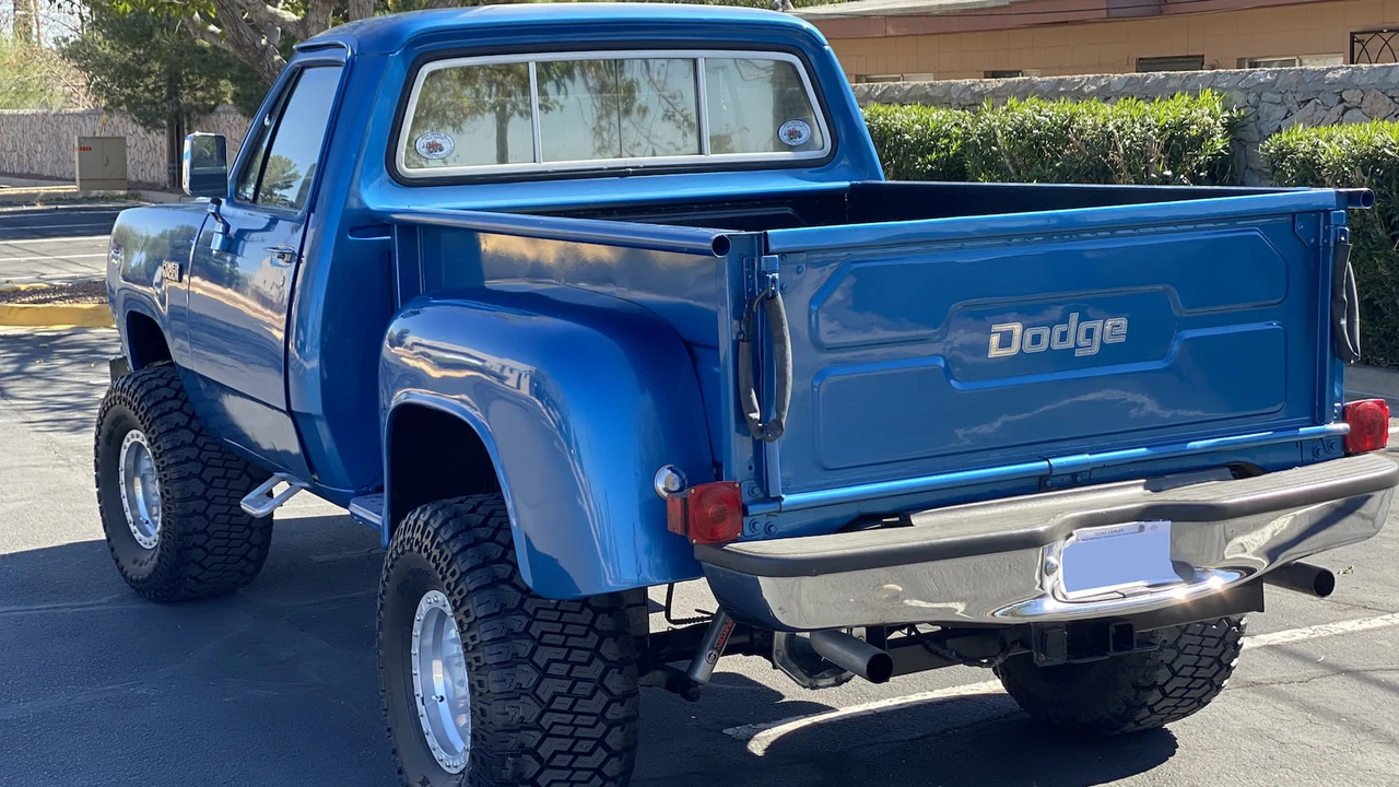 1980 Dodge Power Wagon - Image 11 of 12