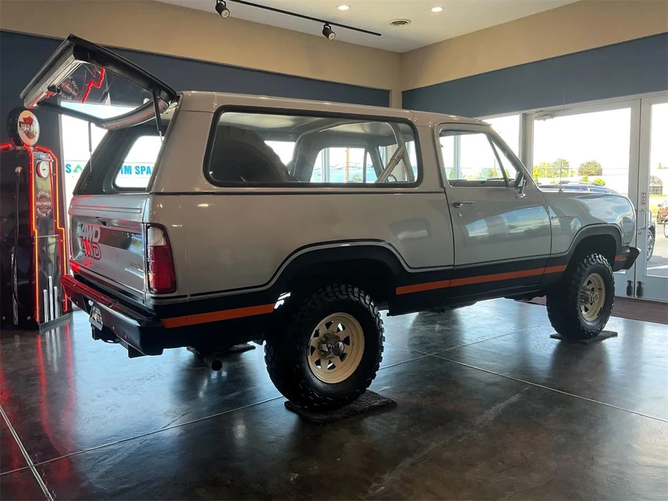 1980 Dodge Ramcharger - Image 5 of 30