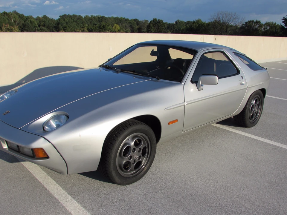 1980 Porsche 928 S - Image 7 of 31
