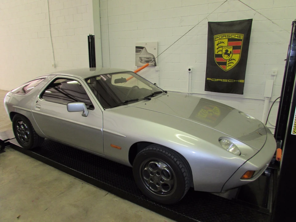 1980 Porsche 928 S - Image 24 of 31