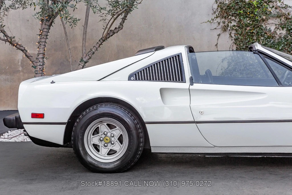 1980 Ferrari 308 - Image 17 of 24