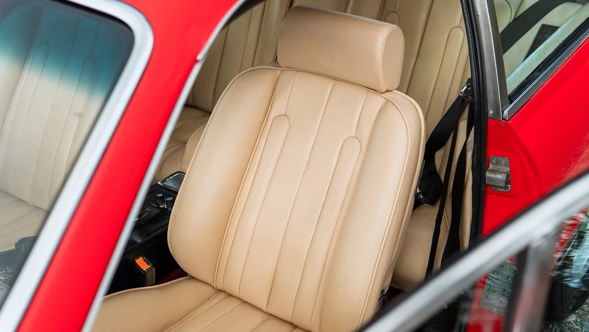 1980 Ferrari 400i - Image 9 of 30
