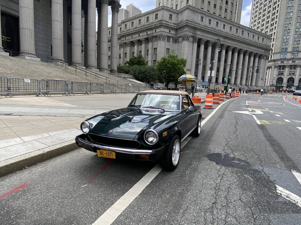 1980 Fiat 124 Sport Spider - Image 2 of 31