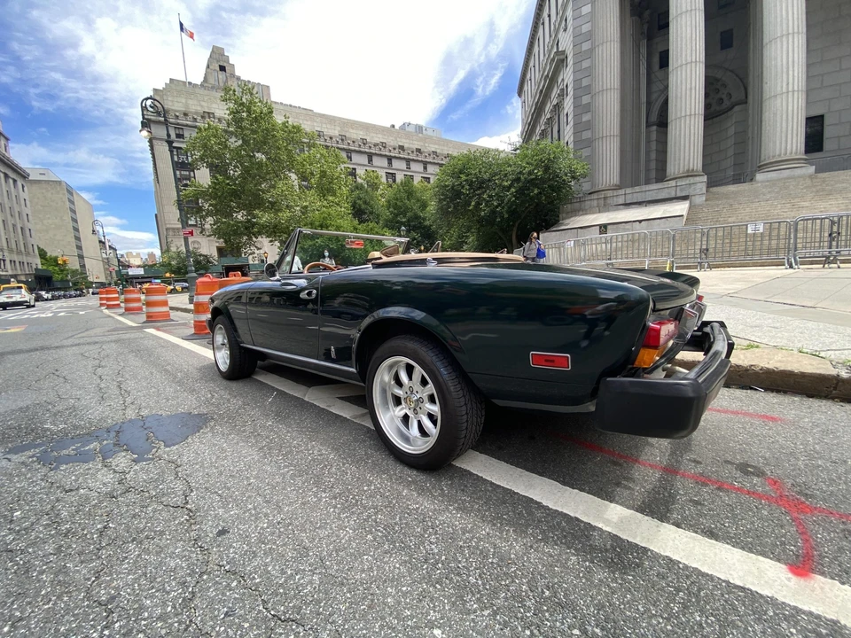 1980 Fiat 124 Sport Spider - Image 9 of 31