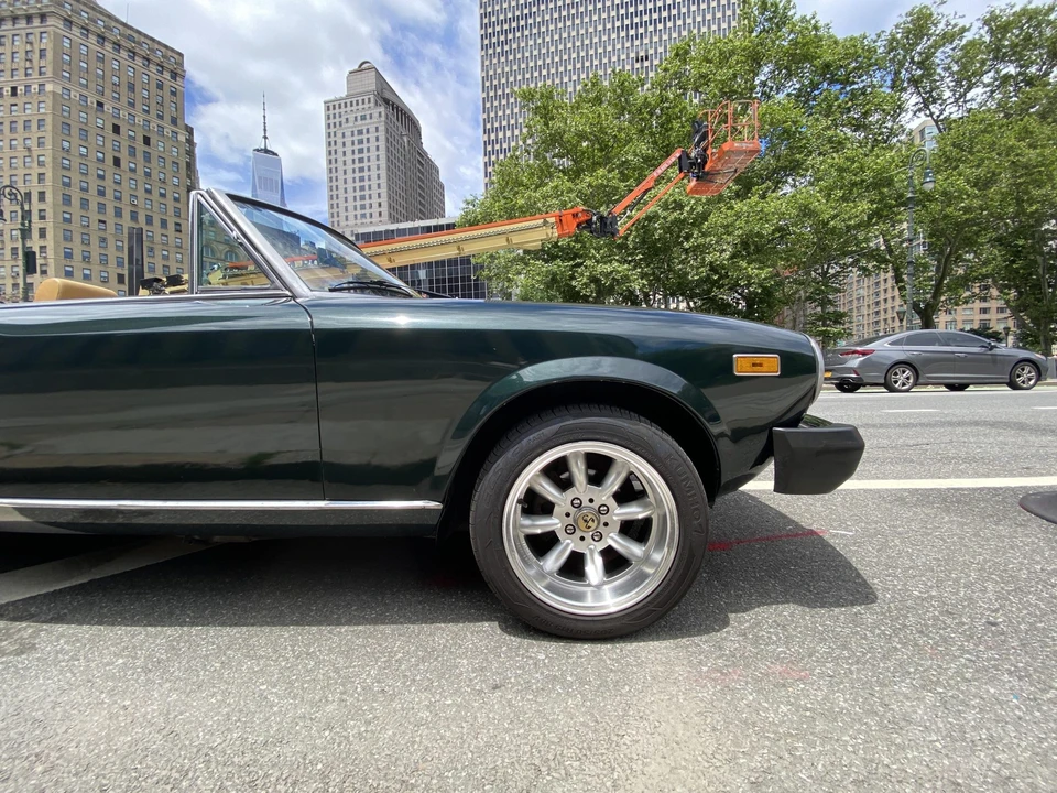 1980 Fiat 124 Sport Spider - Image 17 of 31