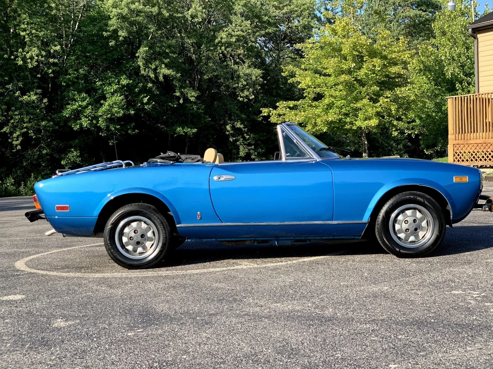 1980 Fiat 124 Sport Spider - Image 11 of 31