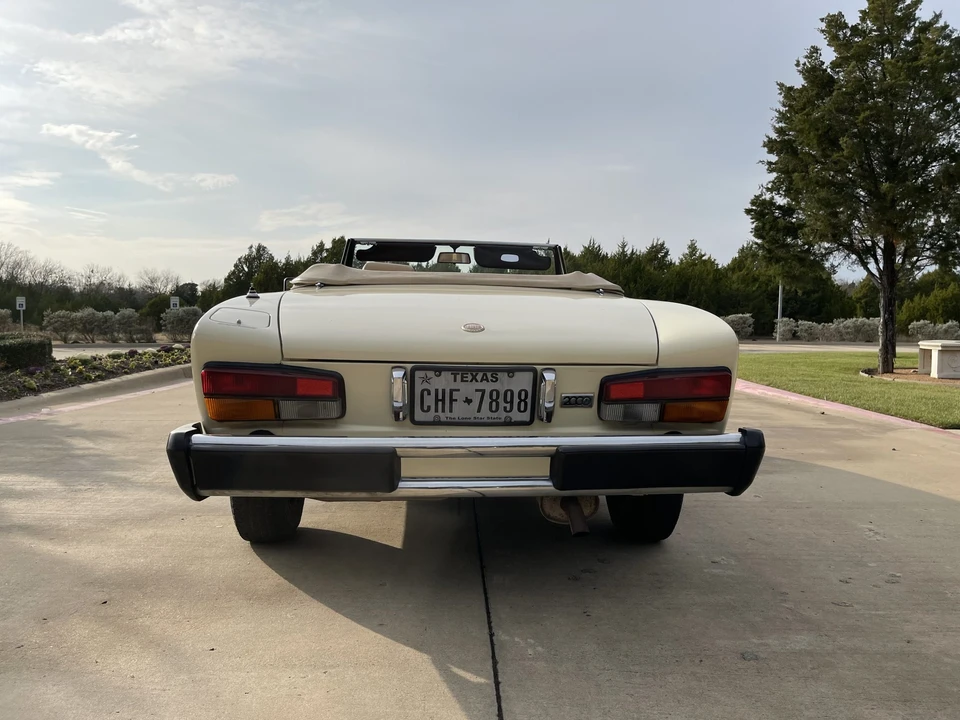 1980 Fiat 124 Sport Spider - Image 12 of 31