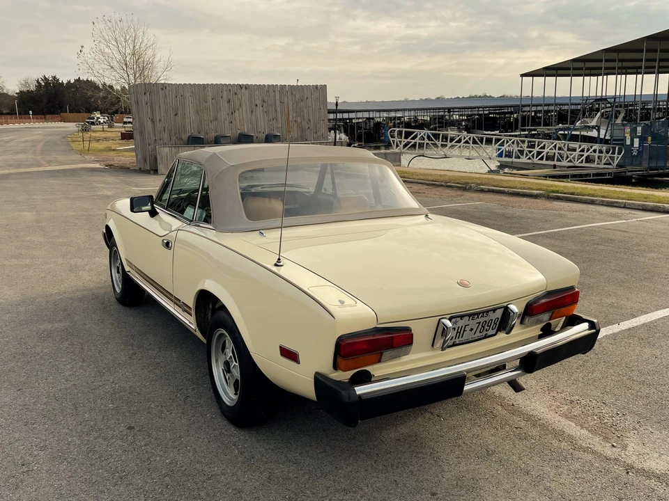 1980 Fiat 124 Sport Spider - Image 27 of 31