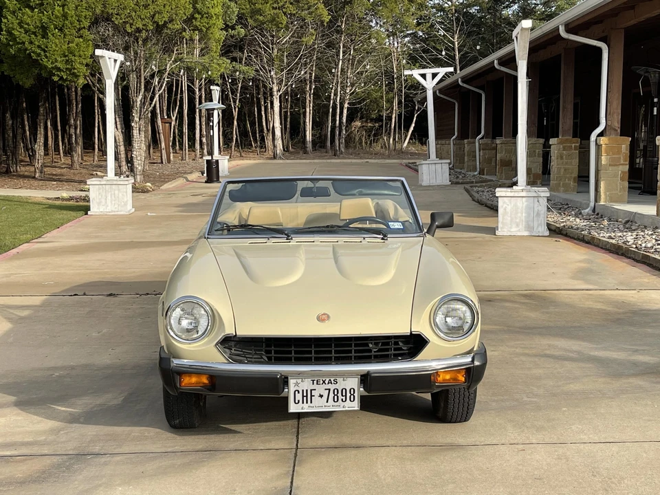 1980 Fiat 124 Sport Spider - Image 19 of 31