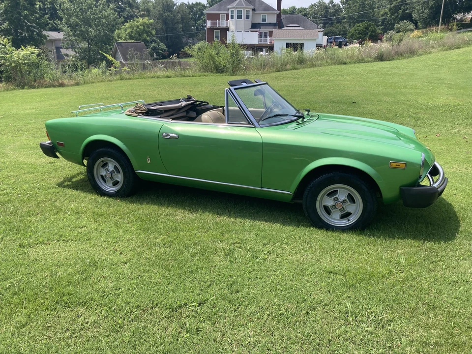 1980 Fiat 124 Sport Spider - Image 14 of 31