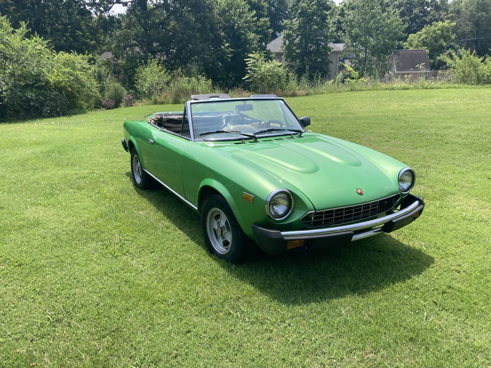 1980 Fiat 124 Sport Spider - Image 13 of 31