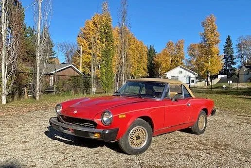 1980 Fiat 124 Spider 2000 Pininfarina