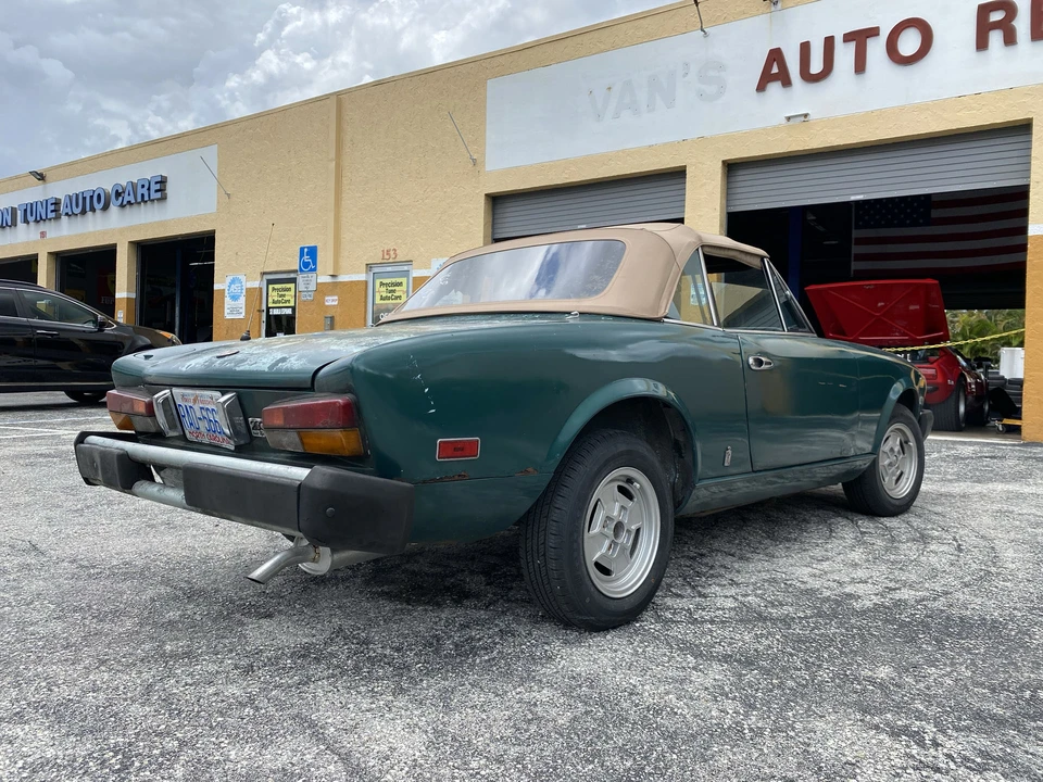 1980 Fiat 124 Sport Spider - Image 11 of 31