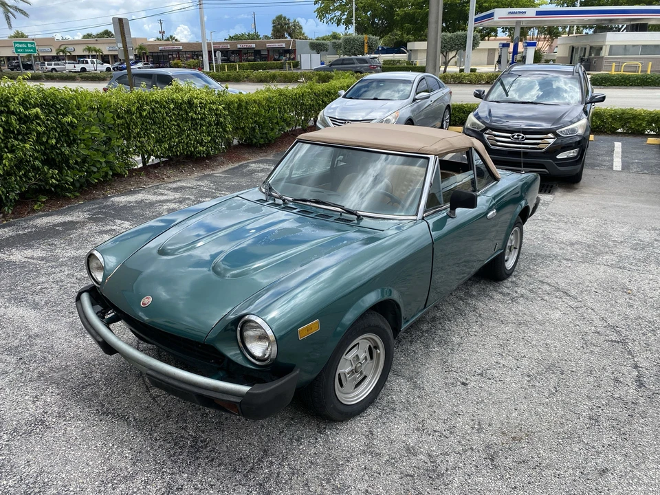 1980 Fiat 124 Sport Spider - Image 2 of 31