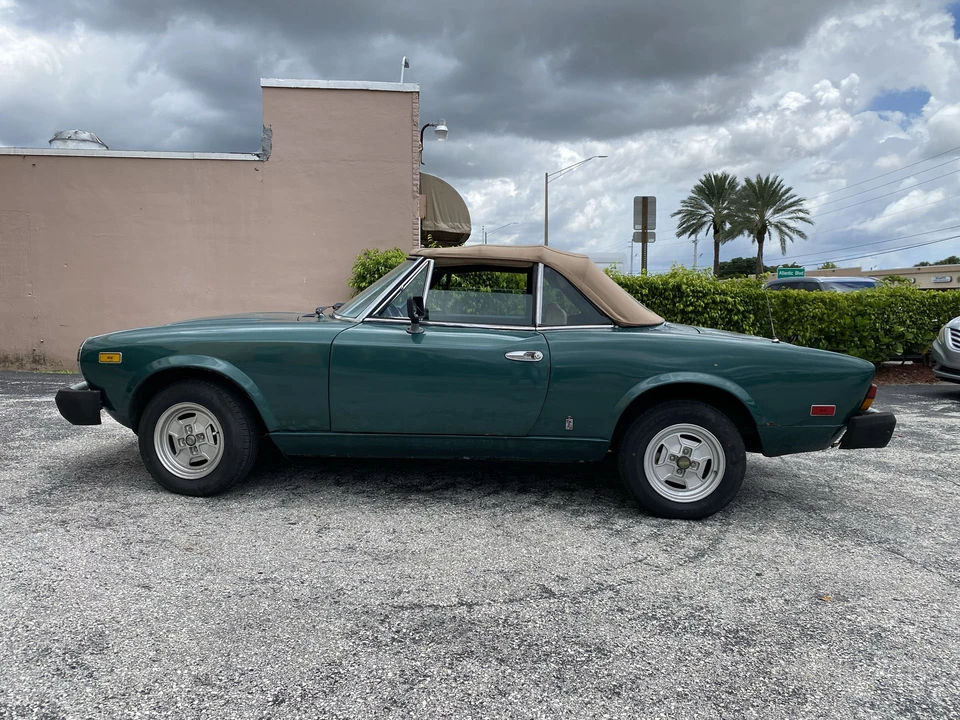 1980 Fiat 124 Sport Spider - Image 6 of 31
