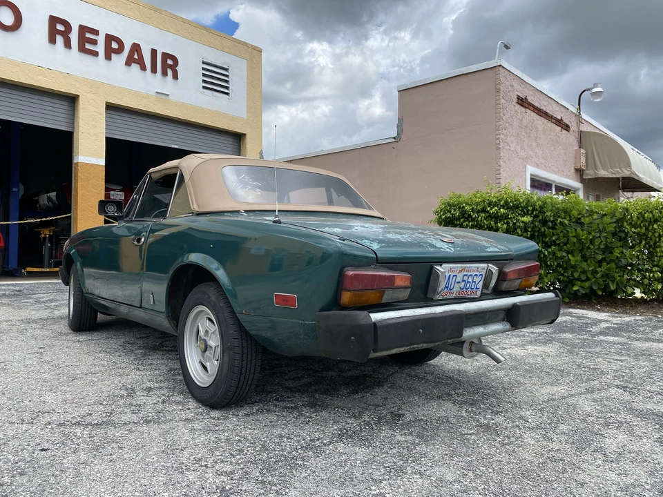 1980 Fiat 124 Sport Spider - Image 7 of 31