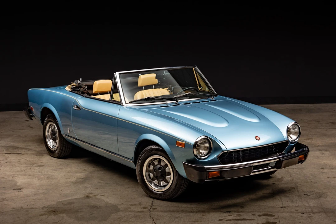 1980 Fiat 124 Sport Spider - Image 14 of 31