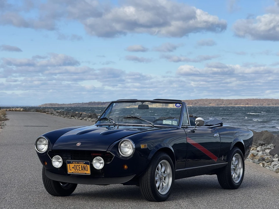 1980 Fiat 124 Sport Spider - Image 8 of 31