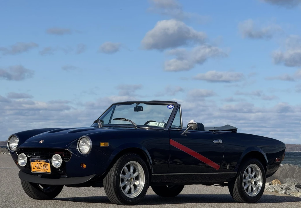 1980 Fiat 124 Sport Spider - Image 11 of 31