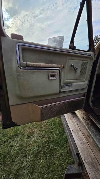 1980 Ford Bronco 3rd Gen - Image 4 of 8