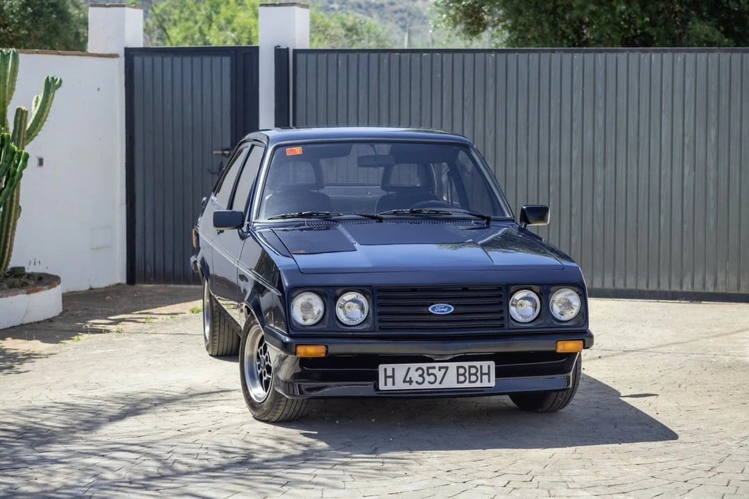 2000 Ford Escort - Image 2 of 31