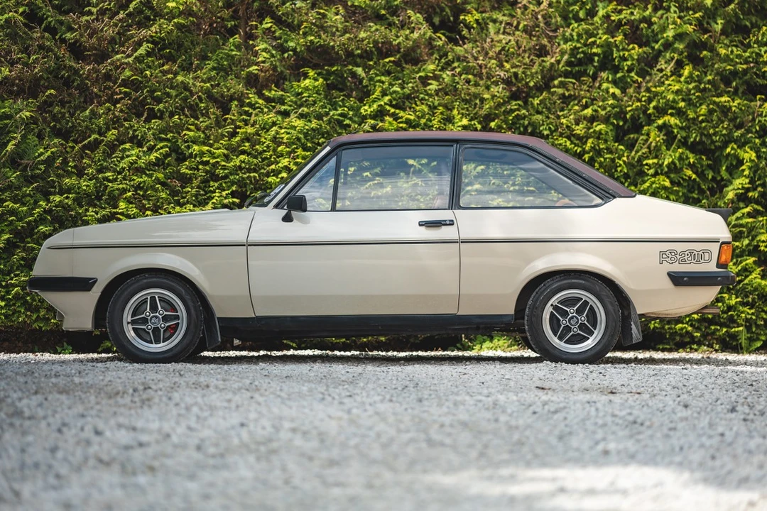 1998 Ford Escort - Image 8 of 30
