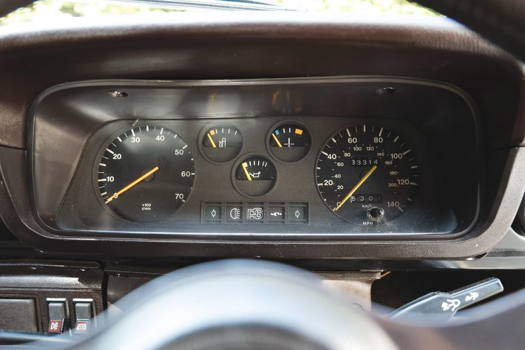 1998 Ford Escort - Image 25 of 30