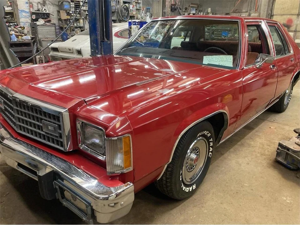 1980 Ford LTD - Image 9 of 13