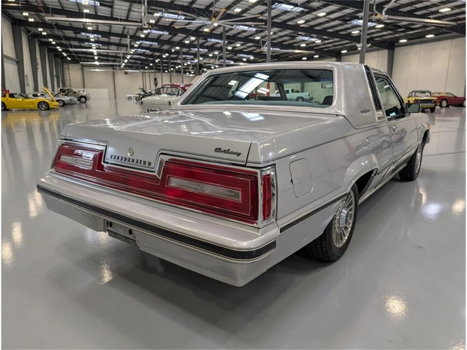 1980 Ford Thunderbird 8th Gen - Image 4 of 16