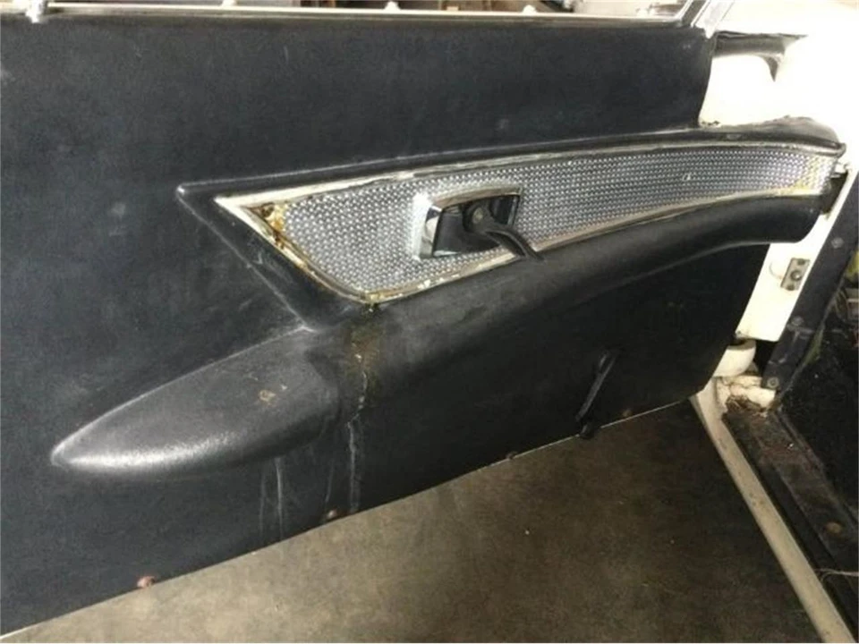 1980 Ford Thunderbird 8th Gen - Image 3 of 12