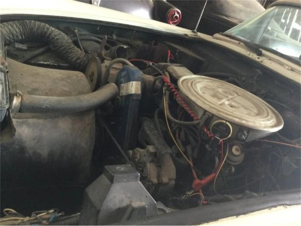 1980 Ford Thunderbird 8th Gen - Image 7 of 12