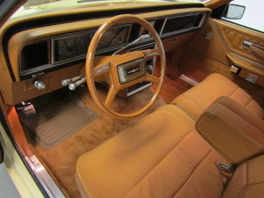 1980 Ford Thunderbird 8th Gen - Image 5 of 12