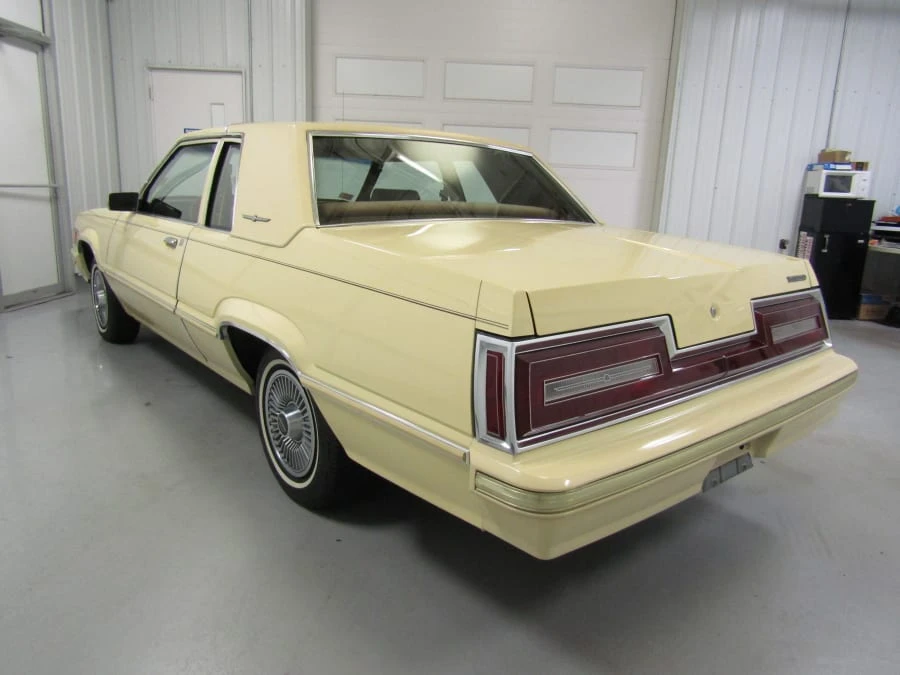 1980 Ford Thunderbird 8th Gen - Image 3 of 12