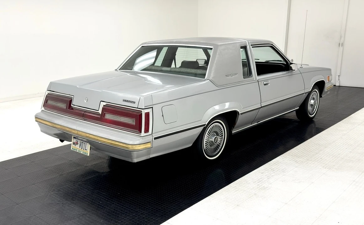 1980 Ford Thunderbird 7th Gen - Image 5 of 12