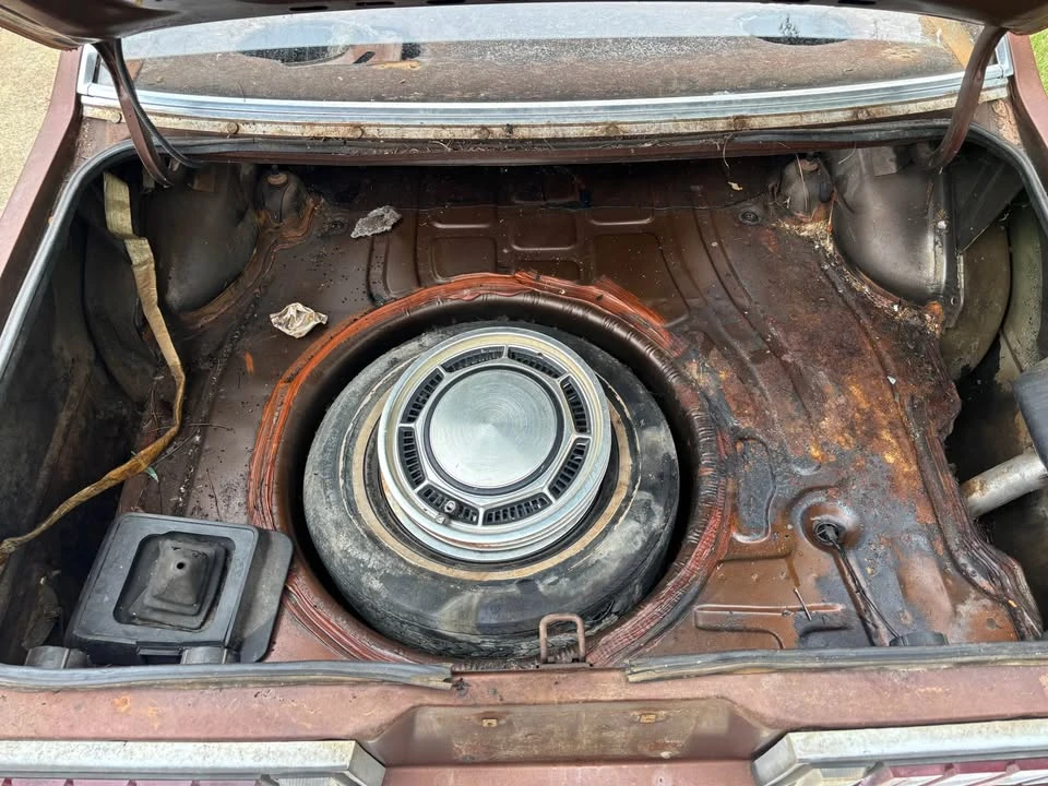 1980 Ford Fairlane - Image 13 of 14