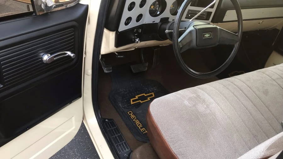 1980 GMC C/K 3rd Gen - Image 3 of 9