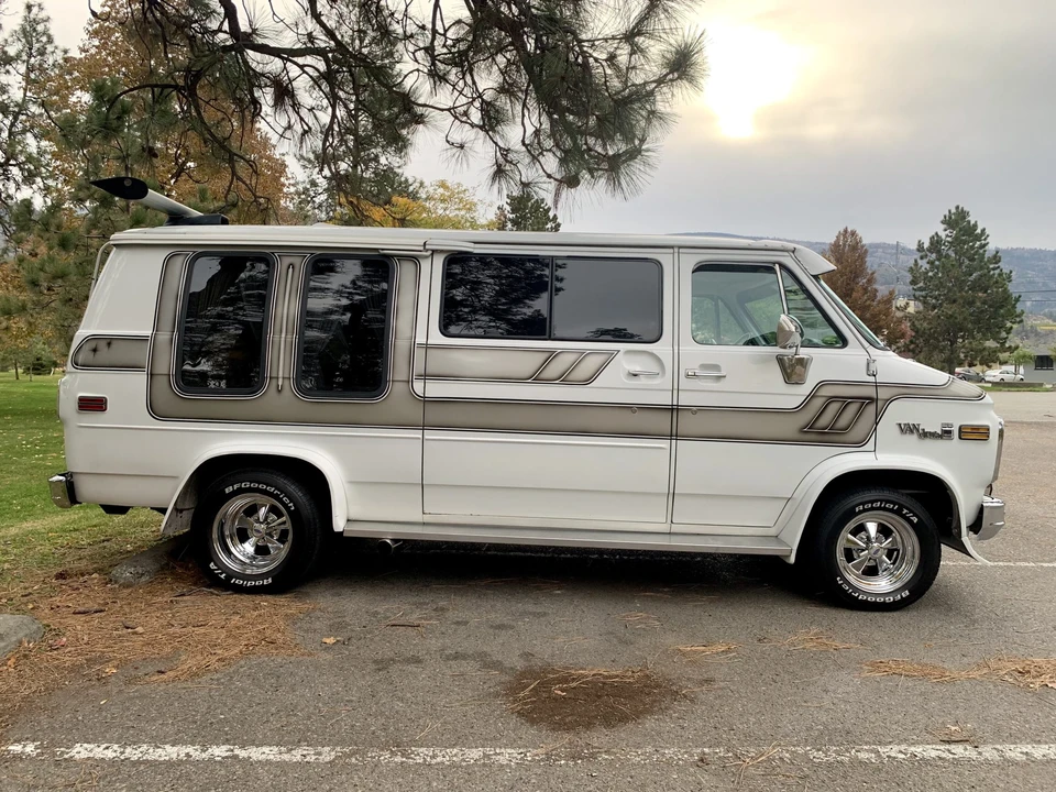 1980 GMC G-series Van - Image 13 of 31