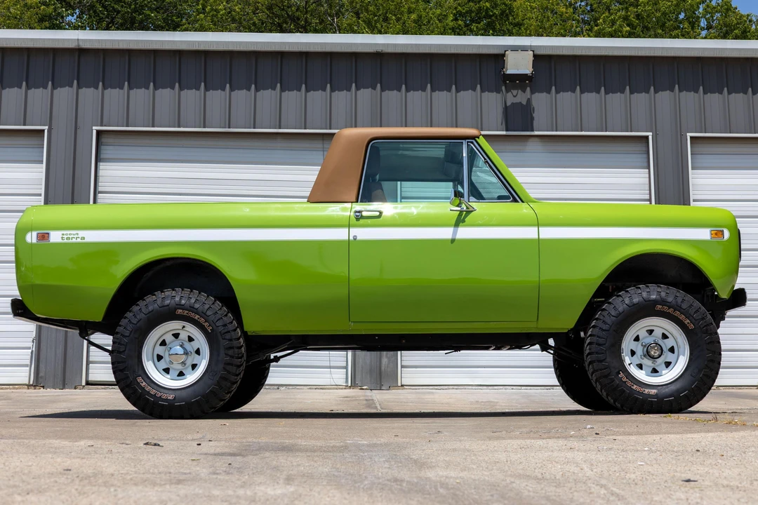 1980 International - Image 3 of 31