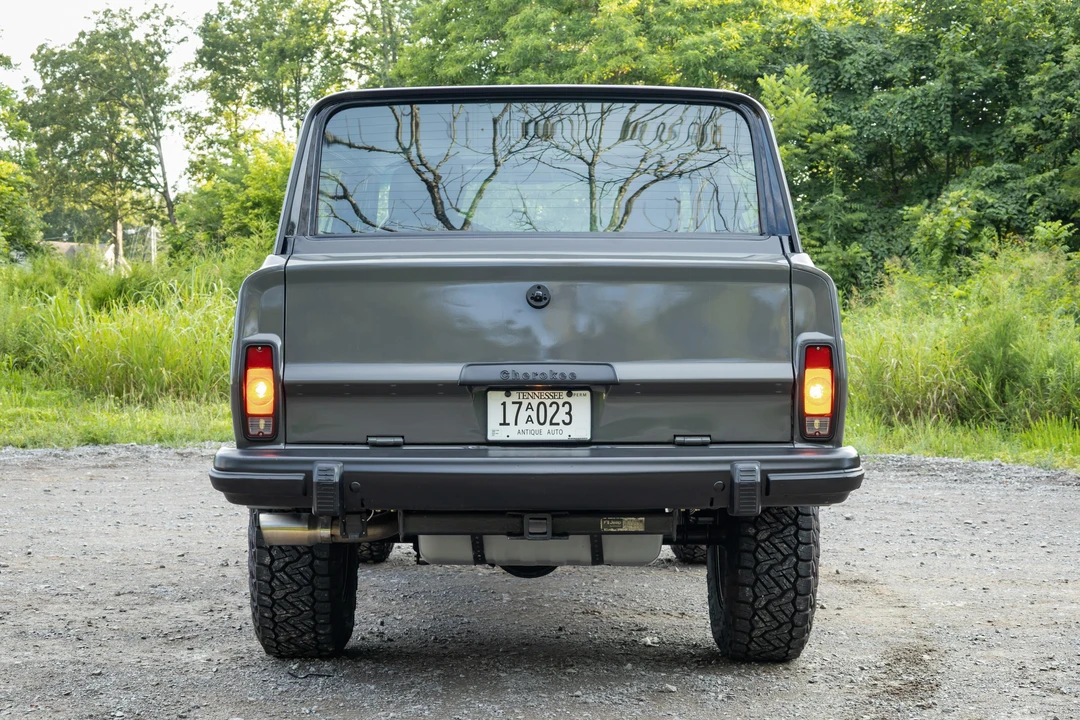 1980 Jeep SJ Cherokee - Image 9 of 31