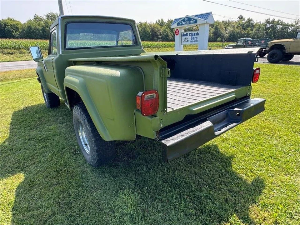 1980 Jeep SJ Gladiator - Image 15 of 31