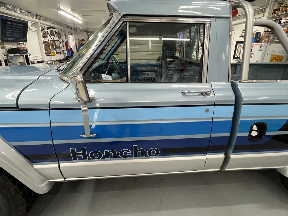 1980 Jeep SJ Gladiator - Image 16 of 31